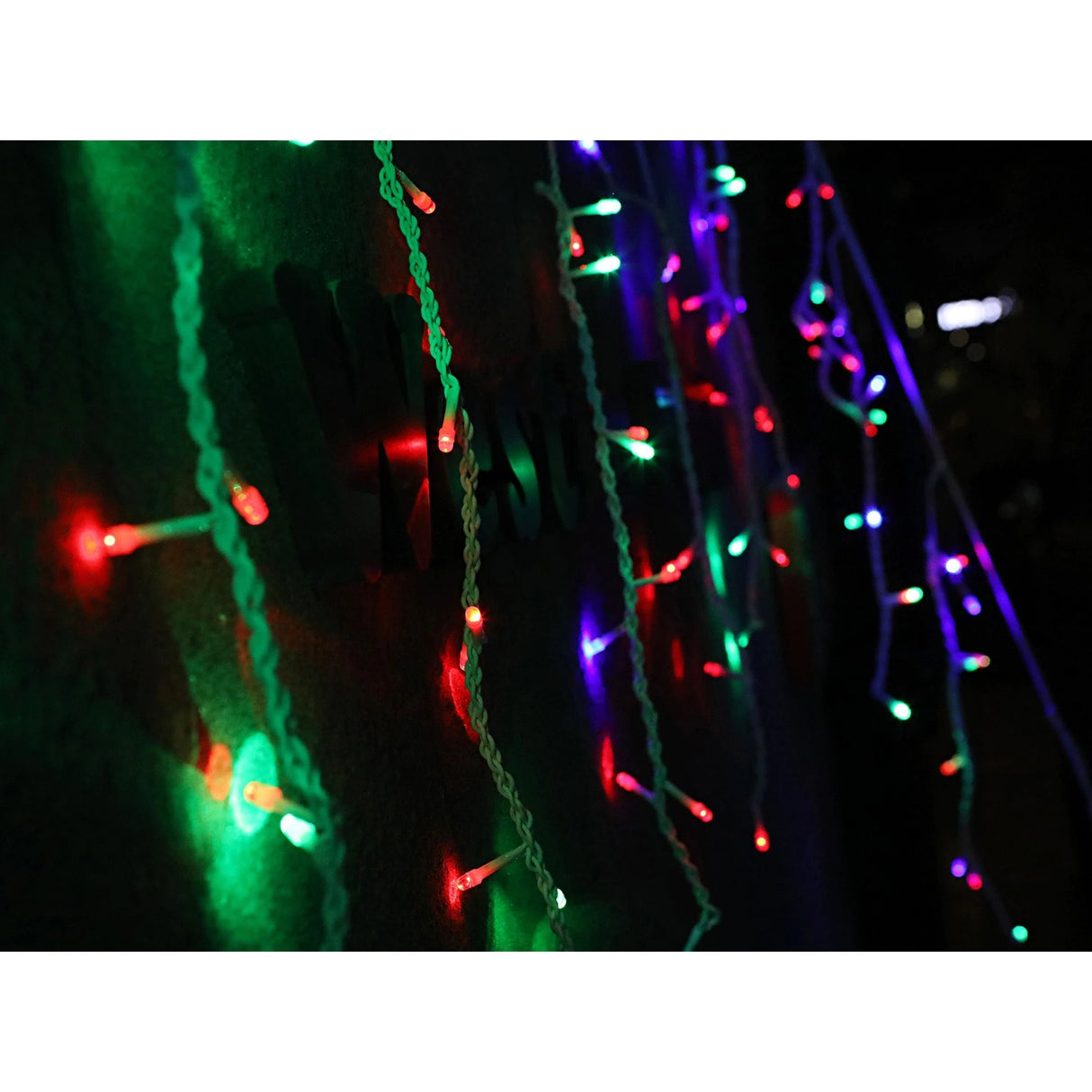 Instalatie Craciun, 10 m, 286 Led-uri ,Franjuri, Rosu / Verde/ Albastru, Flash, Transformator cu telecomanda, Interconectabila, Prelungitor 3 m inclus, Fir Negru, Flippy - vivimall.ro