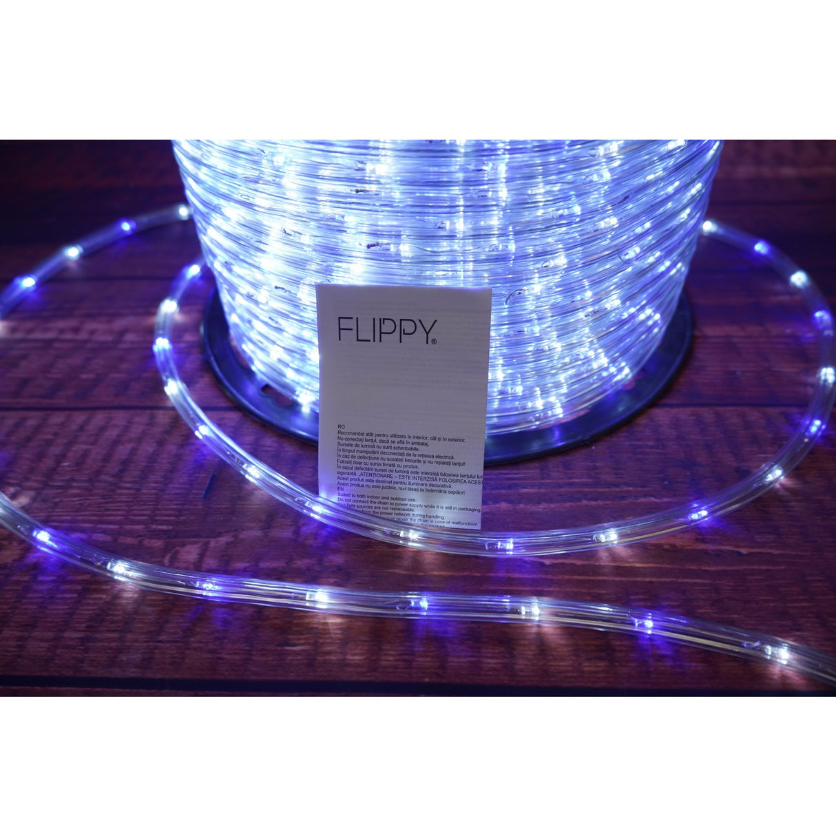 Instalatie Craciun, 68 m, 1632 Led-uri, Furtun Luminos, Alb rece/ Albastru, Transformator, 8 jocuri de lumini, Sectionabila, 220 V, Vivimall - vivimall.ro