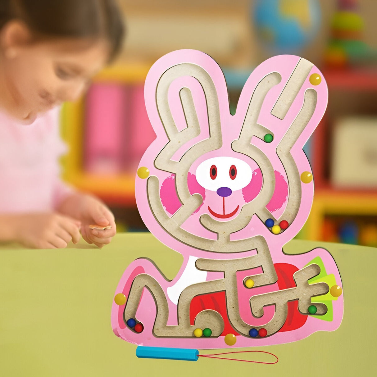 Joc Montessori cu Bile, Vivimall, Creion Magnetic, Tip Labirint, din Lemn, Model Iepuras, 19.5x15.5 cm, Roz - vivimall.ro