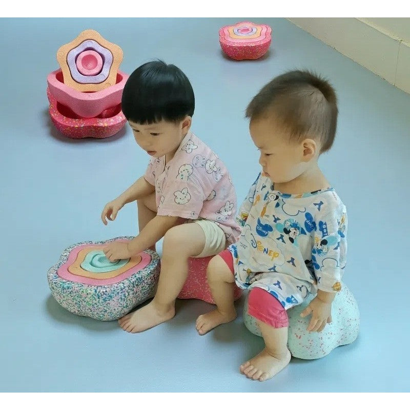 Jucarie Senzoriala de Echilibru, Flippy, Tip Stepping Stones, 5 Piese, din Spuma, pentru Miscare, Sarituri, Prindere, Diametru 28 cm, Model 2, Multicolor - vivimall.ro