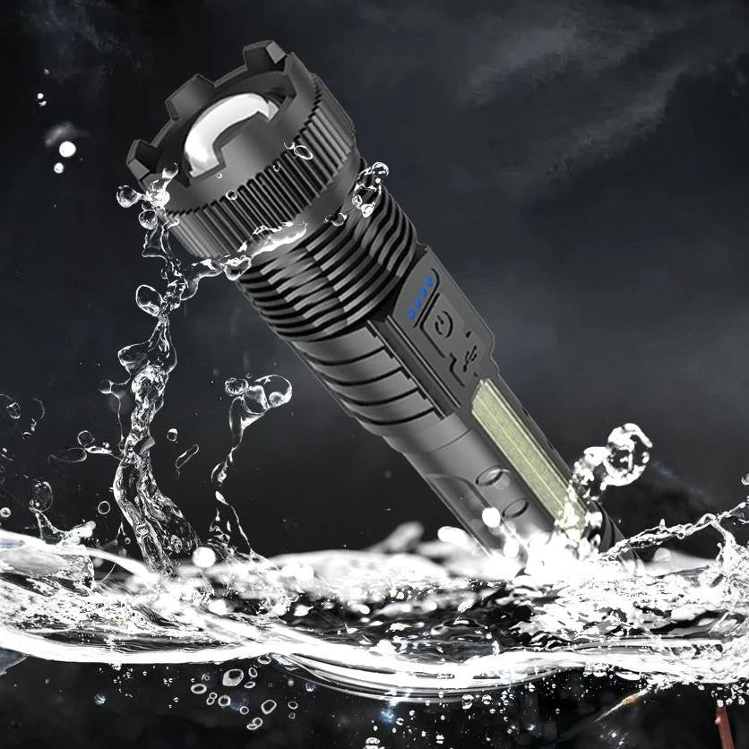 Lanterna LED Vivimall P50 mare, Incarcare USB, 10W, 2 Surse de Lumina, 16 x 3.8 cm, Negru - vivimall.ro