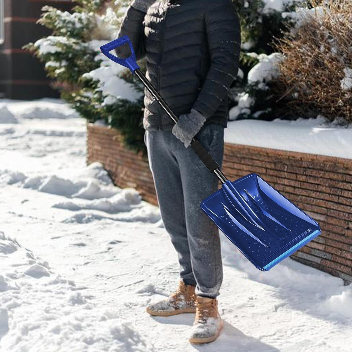Lopata de Zapada, Vivimall, Multifunctionala, Demontabila, cu Maner Antiderapant, Aluminiu, Plastic, Solutia pentru Iarna, pentru Deszapezire, 80x11x25.7 cm, Albastra - vivimall.ro