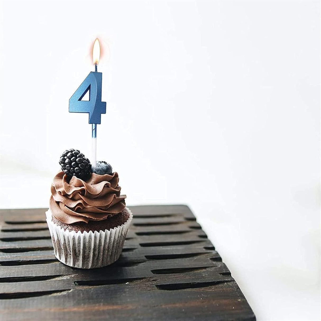 Lumanare Cifra 4, Flippy, Model Diamond, 5 x 3.4 cm, Albastru - vivimall.ro