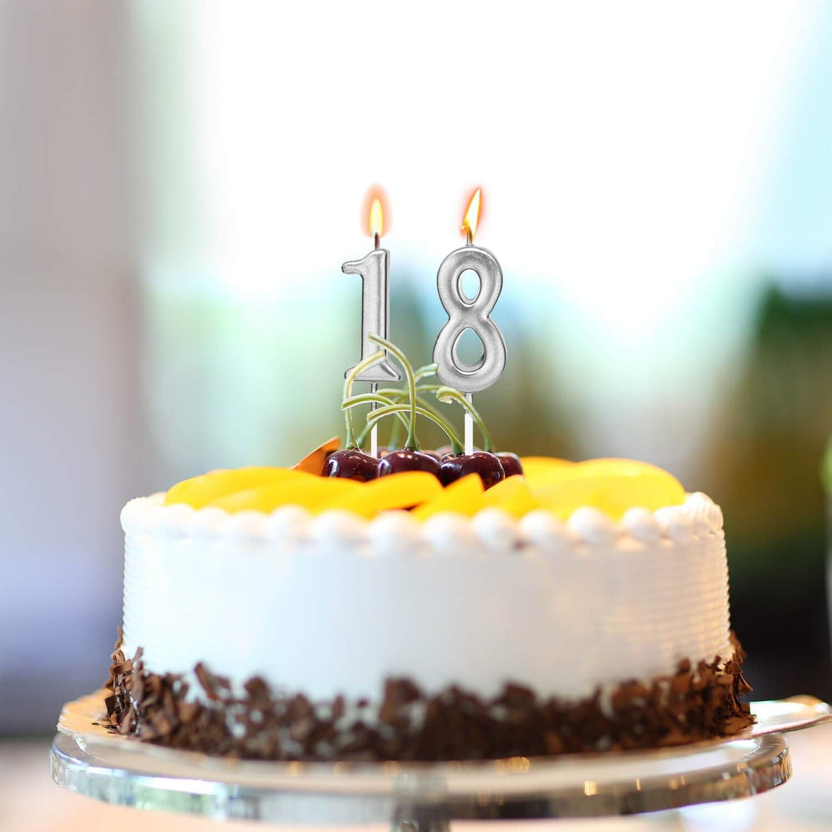 Lumanare de Tort, Vivimall, Model Cifra 8, Party, 4.5 x 2.5 cm, din Parafina, Argintiu - vivimall.ro