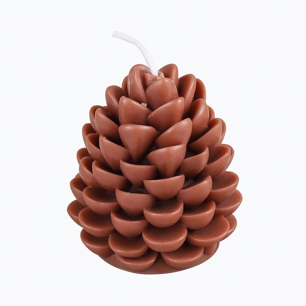 Lumanare Parfumata de Craciun, Flippy, Model Con de Pin, din Ceara de Soia, Cadou Creativ Handmade de Craciun, 7 x 6.5 x 6.5 cm, Maro - vivimall.ro