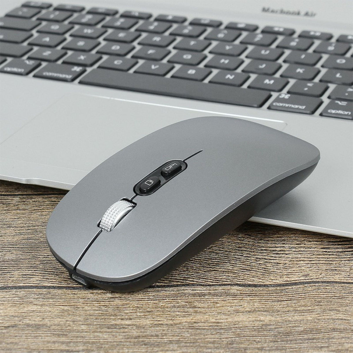 Receptor USB 2.4GHz al mouse-ului wireless Flippy M103, detaliu conector plug and play