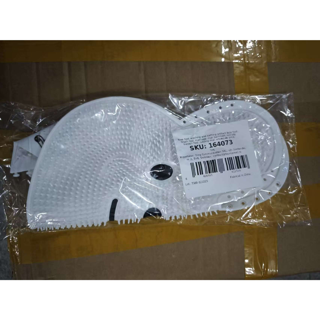 Covoras de Baie, Flippy, pentru Masaj/Spalat Picioare, din TPE, Antiderapant, 45 x 45 cm, Model Iepuras, Alb