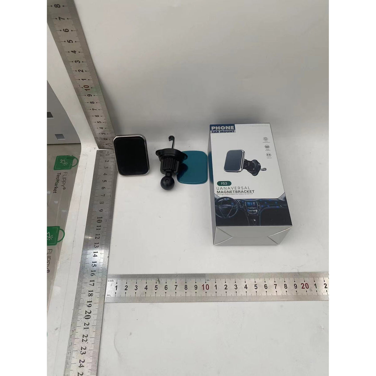 Suport Auto pentru Telefon, Vivimall, MagSafe, cu Magnet, Prindere Grila de Ventilatie, Detalii Fine, Rotativ 360 de Grade, Plastic Magnet Silicon, 5.1x3.9 cm, Negru - vivimall.ro