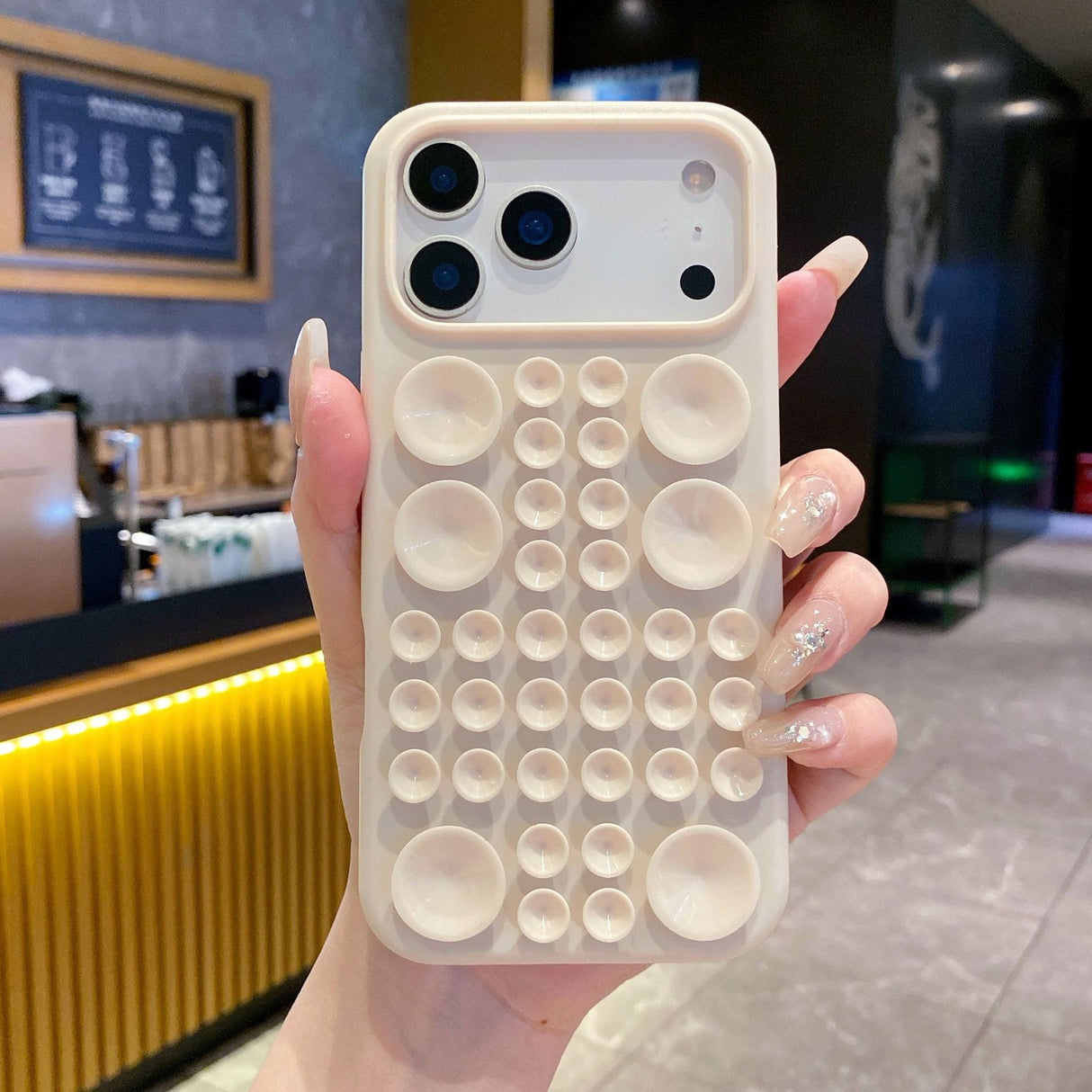 Husa pentru Telefon cu Ventuze, Flippy, pentru iPhone 17, Crem