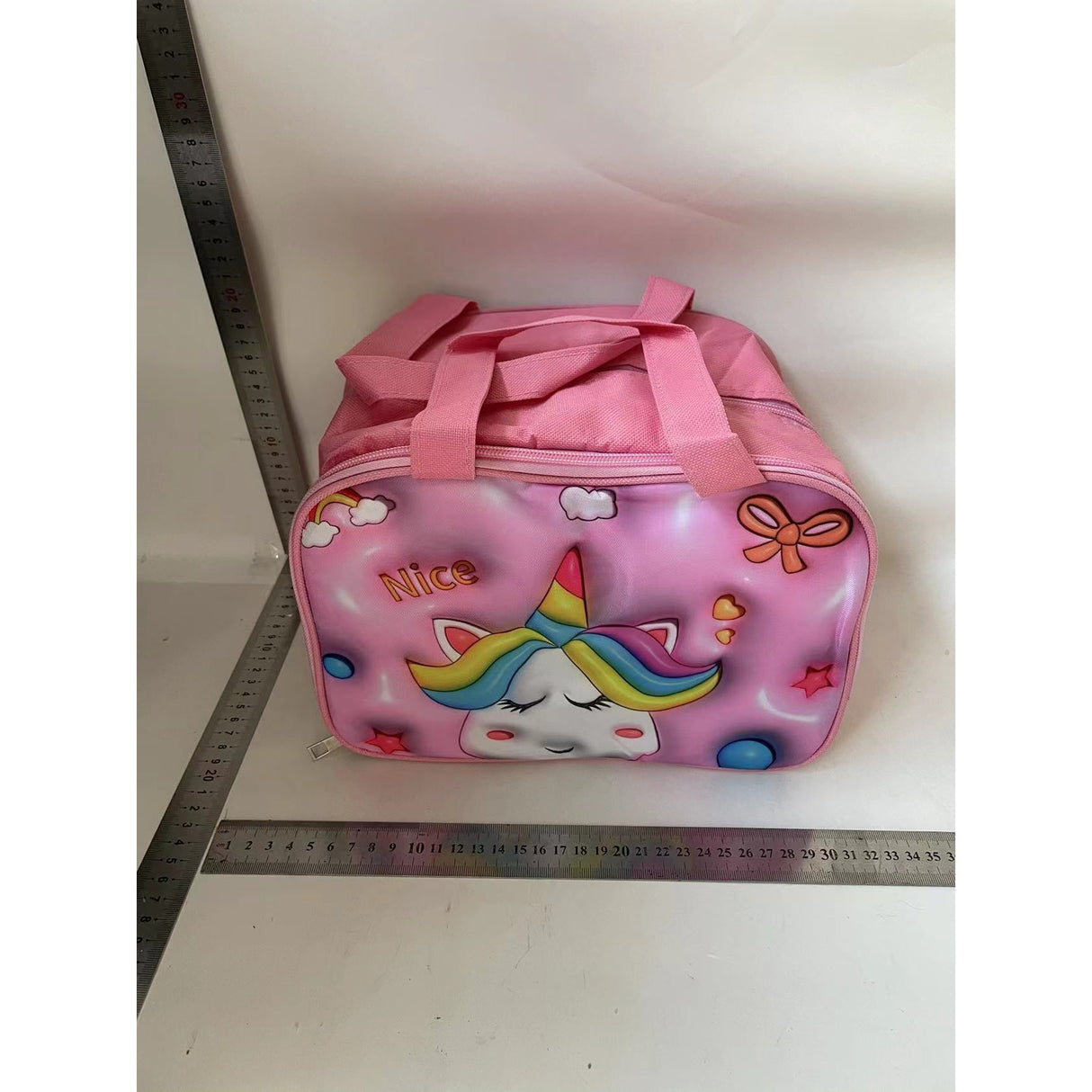 Geantă Frigorifică, Vivimall, cu Desene Animat 3D, Portabilă pentru Copii, de Prânz, din Pânză Oxford, 27.5x18x20 cm, Model Unicorn, Roz - vivimall.ro