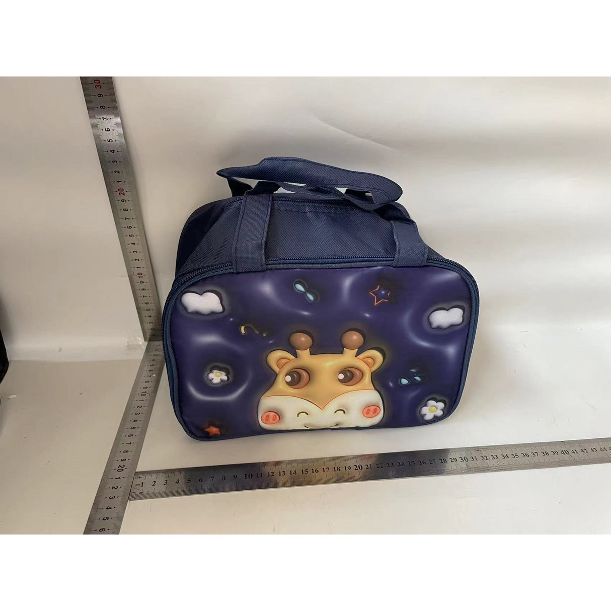 Geantă Frigorifică, Vivimall, cu Desene Animat 3D, Portabilă pentru Copii, de Prânz, din Pânză Oxford, 27.5x18x20 cm, Model Cerb, Albastru - vivimall.ro