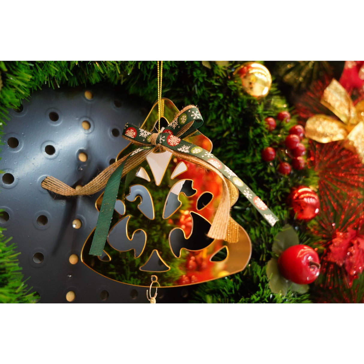 Ornament brad, Flippy, Brad, Auriu, Lucios, 15*28CM, Acril, Interior/ Exterior - vivimall.ro