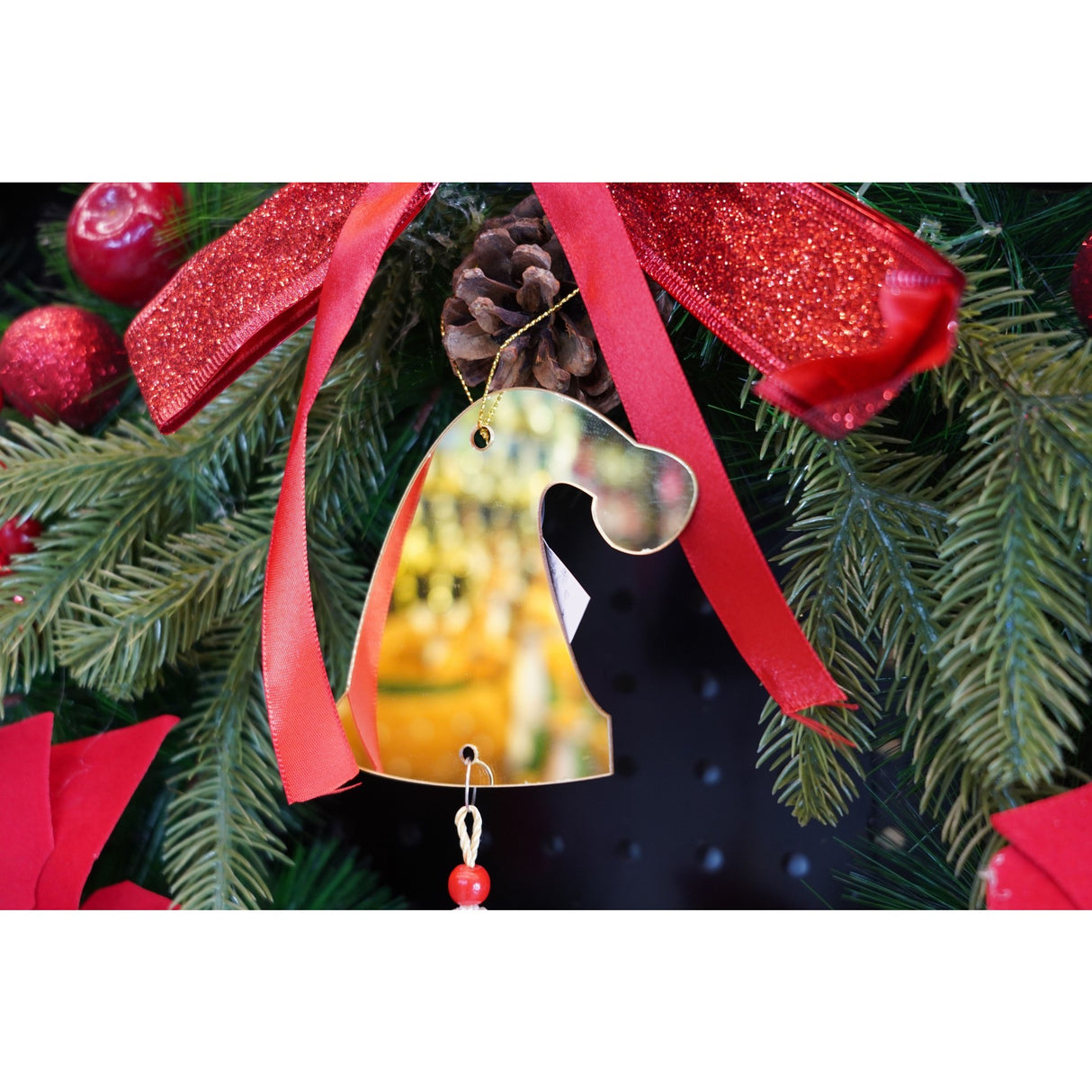 Ornament brad, Vivimall, Caciulita, Auriu, Lucios, 8*25CM, Acril, Interior/ Exterior - vivimall.ro