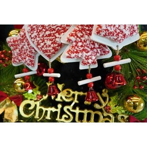 Ornament de brad clopotel din tweed, Vivimall, alb/rosu, lemn, 18 cm - vivimall.ro