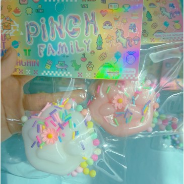 Jucarie Antistres Squishy, Vivimall, cu Revenire Lenta, Squeeze Pinch Family, Model Cat Paw, Model 3, Ambalaj Transparent - vivimall.ro