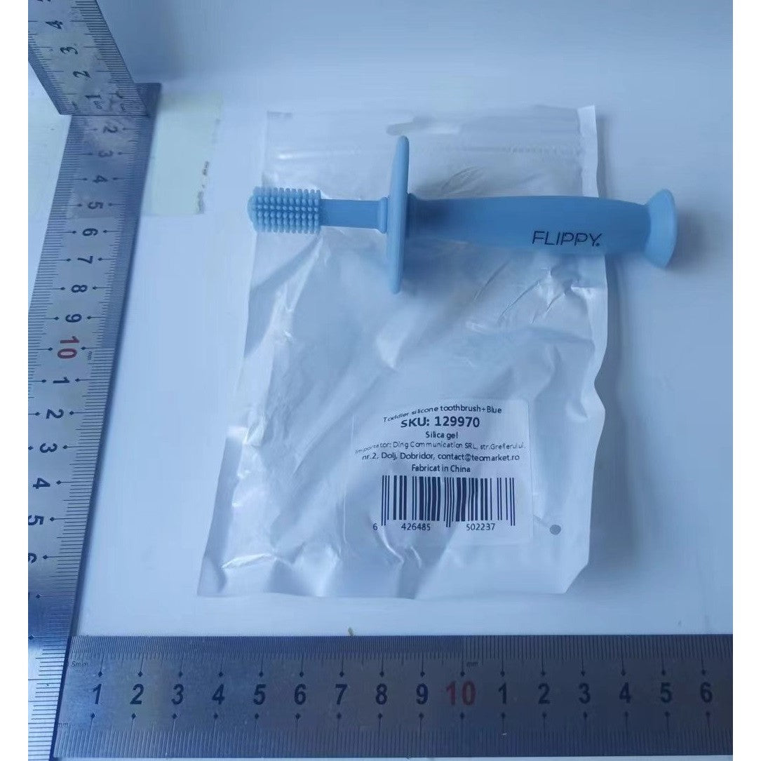 Periuta de Dinti din Silicon pentru Bebelusi, Vivimall, fara BPA, 360 Grade, Bariera Anti-Inghitire, Maner Ergonomic, 12.5 x 15 cm, Albastru - vivimall.ro