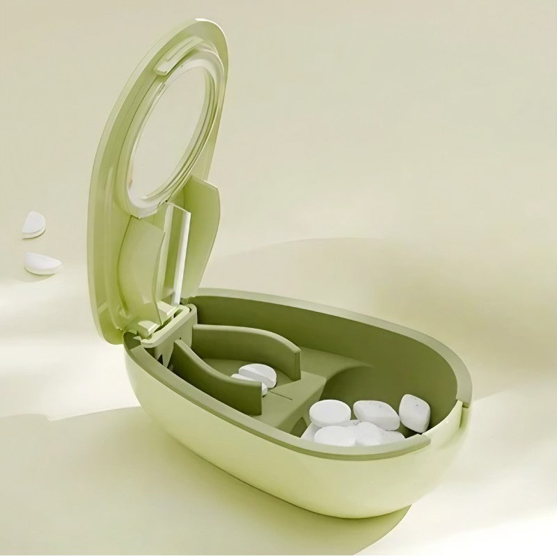 Cutie Taiat Pastile si Depozitare Medicamente, Vivimall, Galbena, 8x5x2.65 cm, Compacta si Portabila, Ideala Pentru Calatorii - vivimall.ro