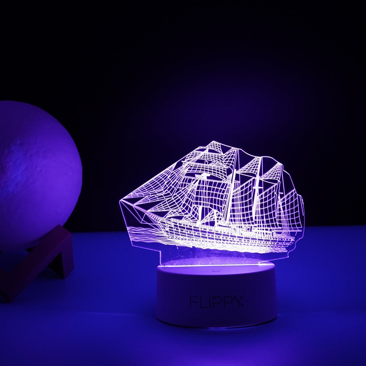 Lampa LED decorativa, Vivimall, 3D, Vapor, cu telecomanda, doua moduri de alimentare USB si baterii, 20 cm inaltime, din material acril si lumina multicolora, alb - vivimall.ro