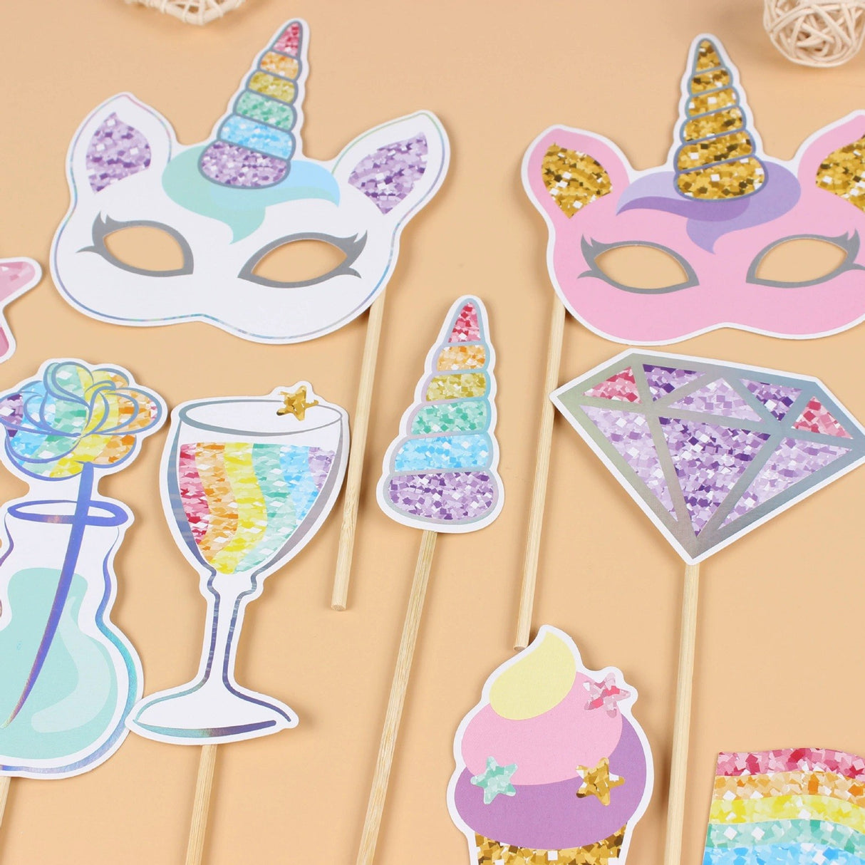 Set 12 Accesorii pentru Petrecere, Vivimall, Props pentru Photo Corner, Tema Aniversare Copii, Multicolor - vivimall.ro