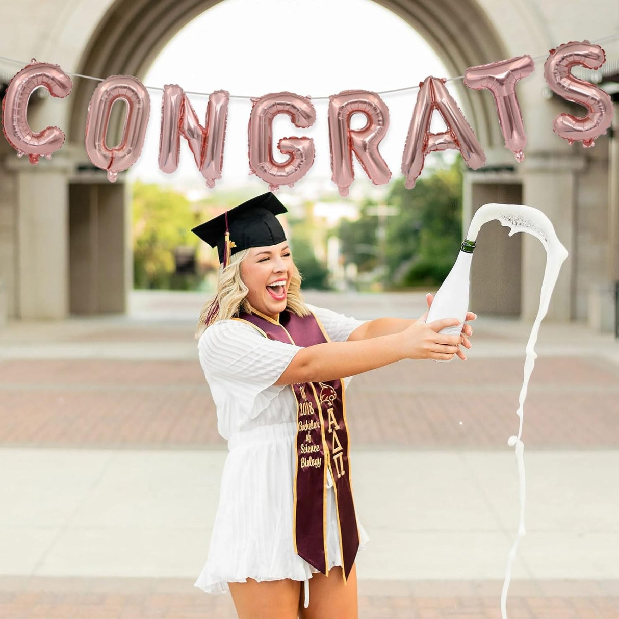 Set 8 Baloane din Folie Metalizata, Vivimall, Model Scris Congrats, Litere de 40 cm, Tema Absolvire, Baloane Party, Ambalaj Individual, Pai Inclus, Umflare cu Aer sau Heliu, Roz - vivimall.ro