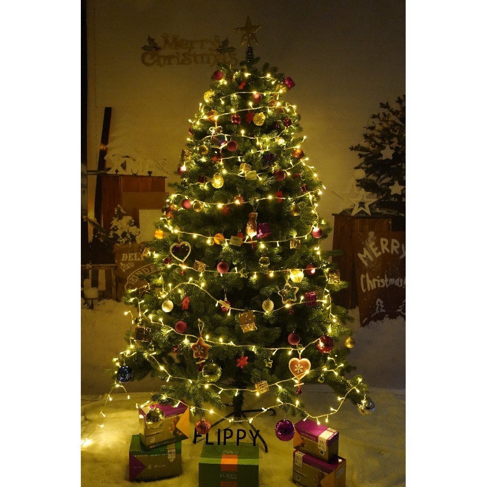 Detaliu ramuri dense brad artificial Flippy 210 cm, PVC verde clasic, aspect natural