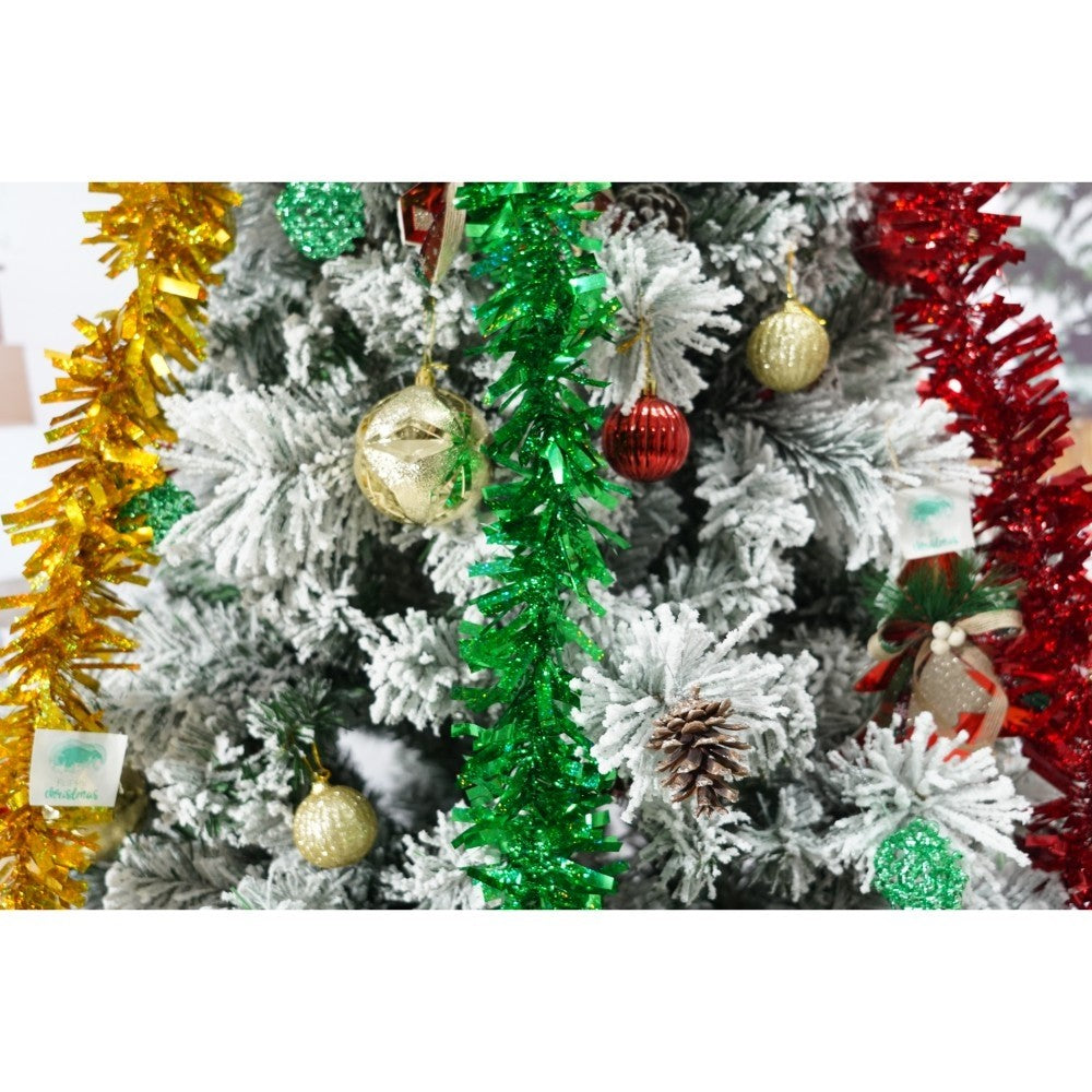 Set brad artificial de Craciun si elemente decorative, nins, decorat cu conuri pin, pentru interior/exterior, inaltime 210 cm, diametru 131 cm, 630 ramuri, Flippy, alb/verde, suport metalic inclus - vivimall.ro