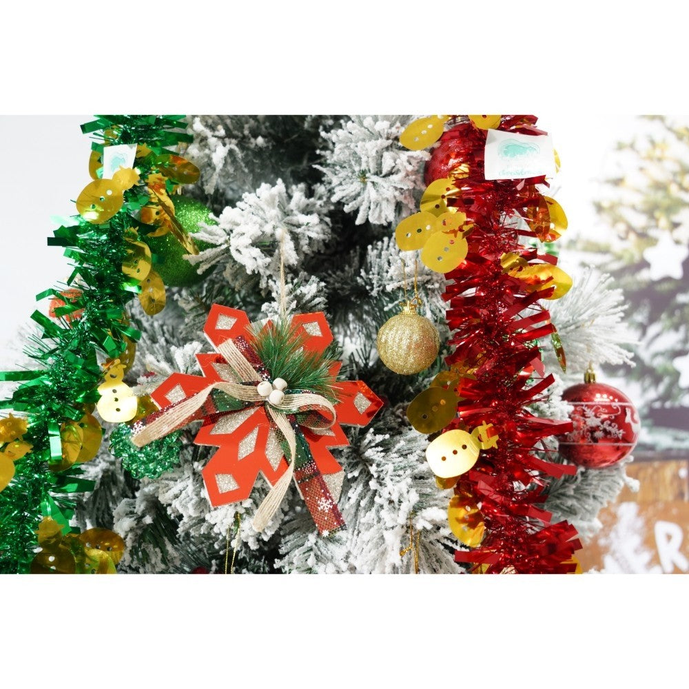 Set brad artificial de Craciun si elemente decorative, nins, decorat cu conuri pin, pentru interior/exterior, inaltime 210 cm, diametru 131 cm, 630 ramuri, Flippy, alb/verde, suport metalic inclus - vivimall.ro