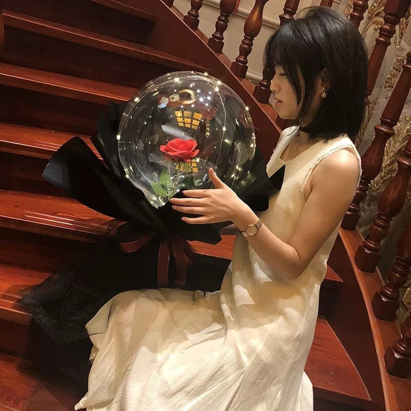 Set Buchet Decorativ, Vivimall, Trandafir in Balon cu Lumini Led, Diametru 35 cm, 2 x Baterii AA (neincluse), Rosu/Negru - vivimall.ro