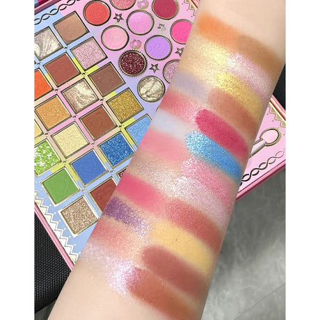 Trusa Machiaj 50 Nuante | MakeViso - vivimall.ro