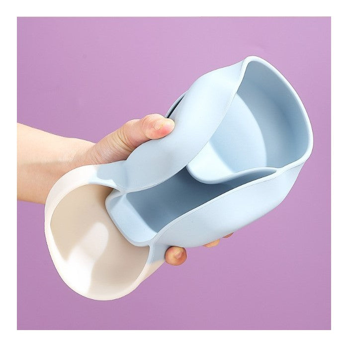 Set diversificare bebelusi Vivimall, din silicon, 18 x 19.5 cm, 1 farfurie compartimentata in formade ciuperca, lingurita si furculita, pai, perie pai, fara alergeni, ventuza fixare, forma creativa, albastru - vivimall.ro