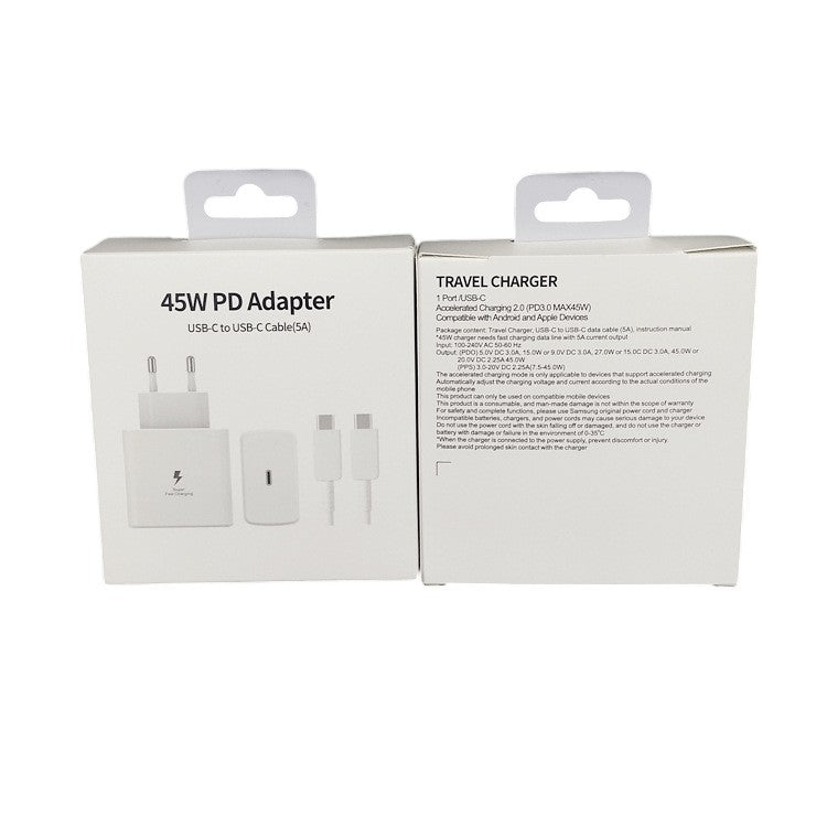 Cablu USB-C la USB-C 1 metru inclus în set cu încărcătorul Fast Charge 45W alb