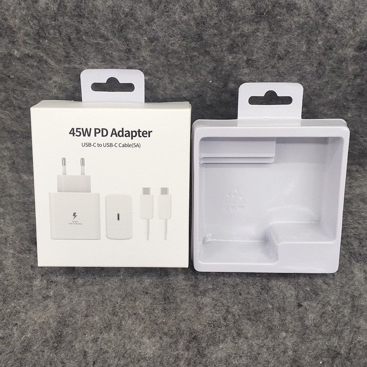Set complet încărcător USB-C 45W și cablu 1m alb, vedere de ansamblu ambalaj
