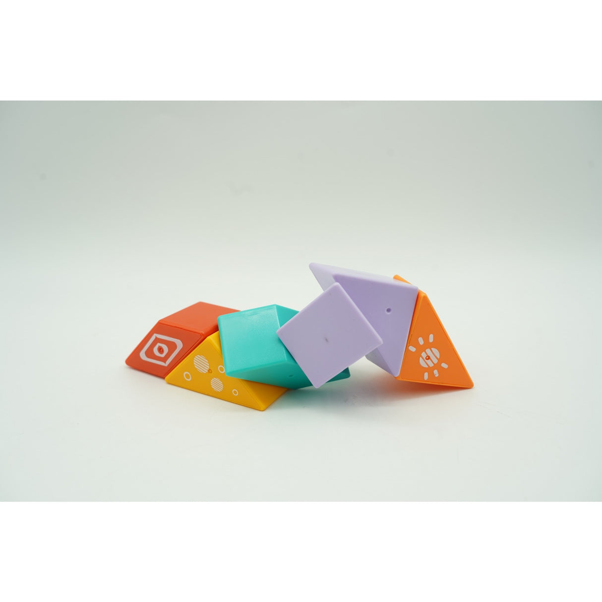 Set inteligent de constructie cu piese magnetice, Vivimall, 6 piese, pentru copii, +3 ani, multicolor - vivimall.ro