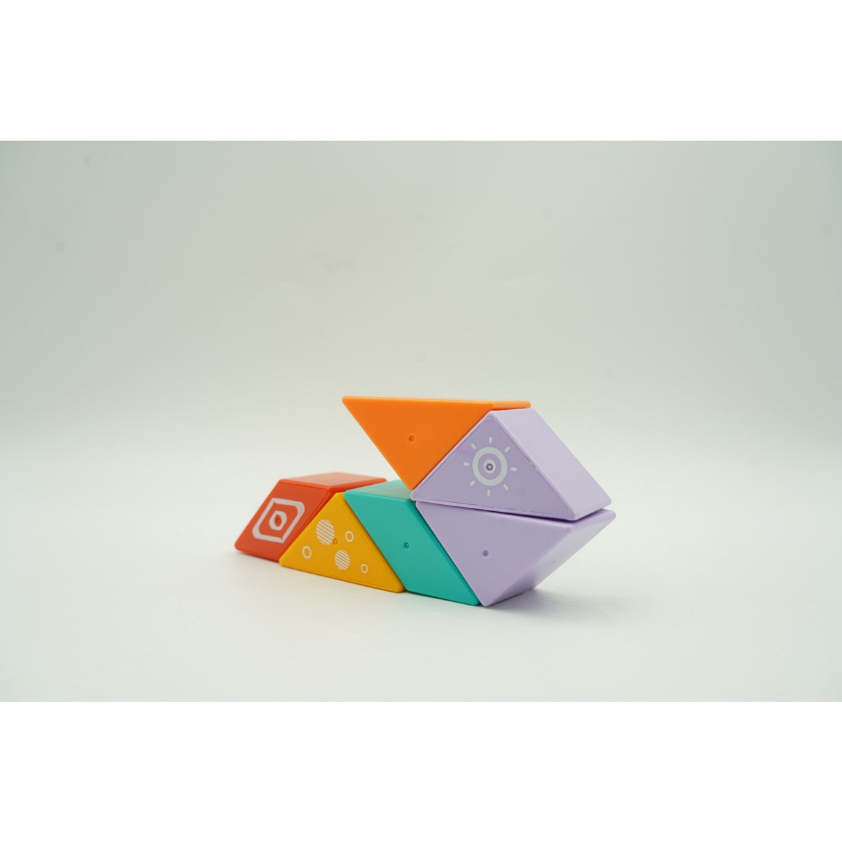 Set inteligent de constructie cu piese magnetice, Vivimall, 6 piese, pentru copii, +3 ani, multicolor - vivimall.ro