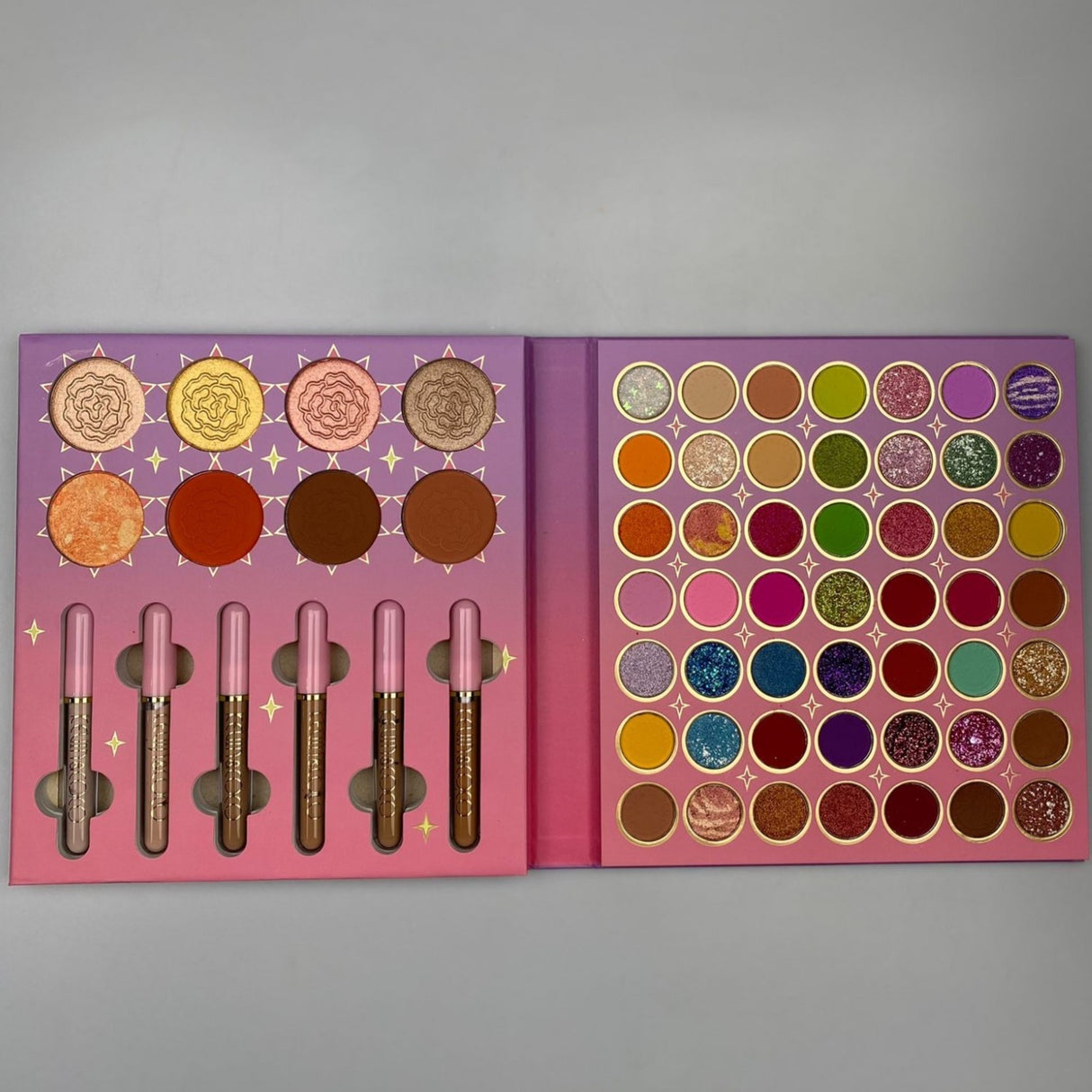 Sminkkészlet, Kevin&Coco paletta 57 szemhéjfestékkel, highlighterrel és korrektorral