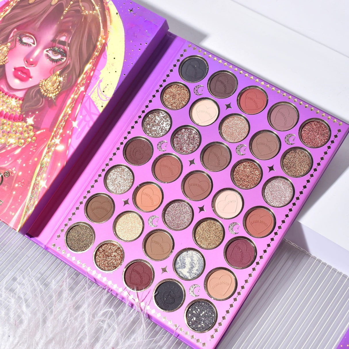 Paleta De Machiaj, Kevin &Amp; Coco, Girl Power, Fard De Pleoape, Iluminator, Blush Cremos, 117 Culori, 19 X 14.8 X 3.4 Cm - vivimall.ro