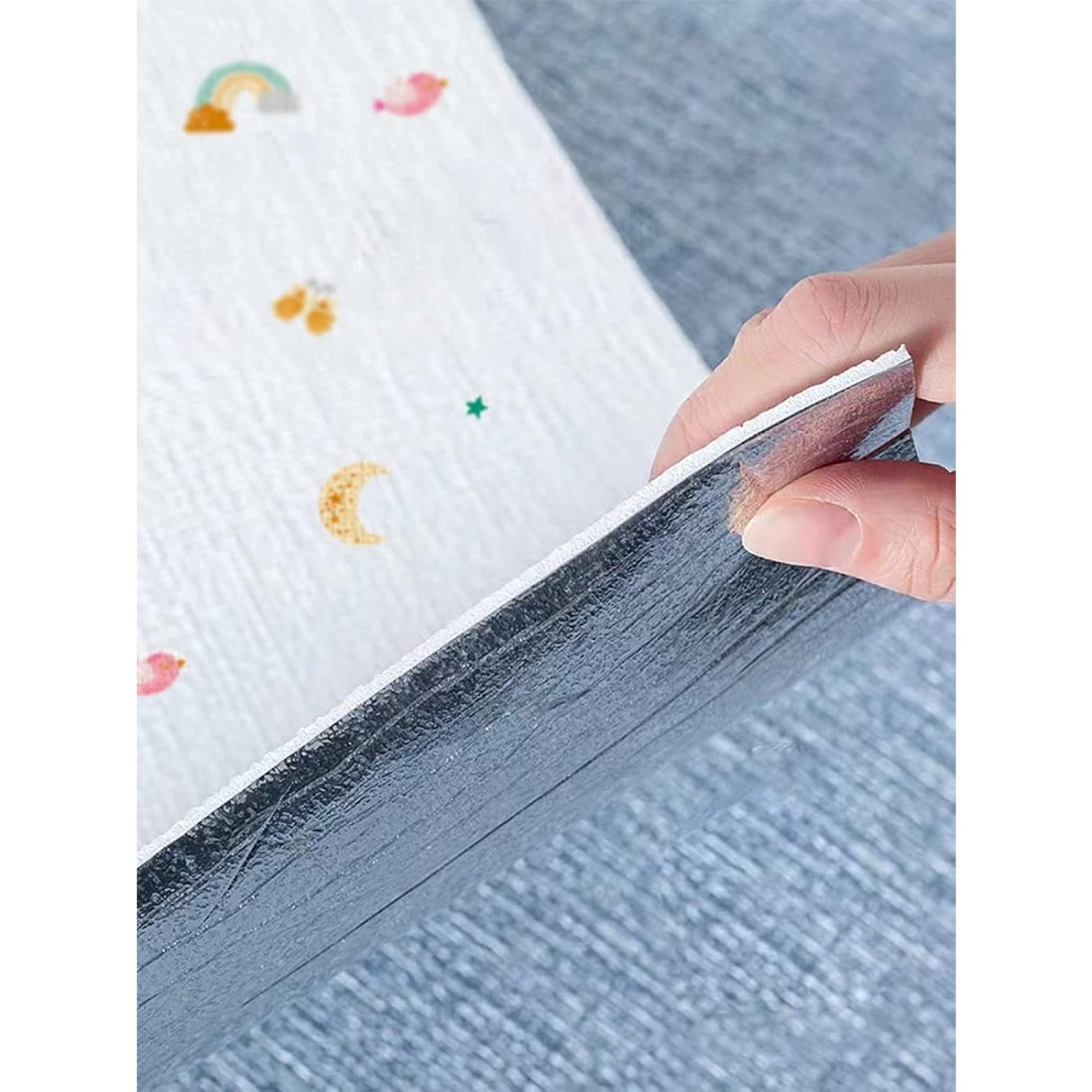 Rola Autoadeziva pentru Perete, Vivimall, din Panza, 10 m, Rezistenta la Umezeala, 2.5 mm Grosime, Model Girafa si Elefant, Multicolor - vivimall.ro