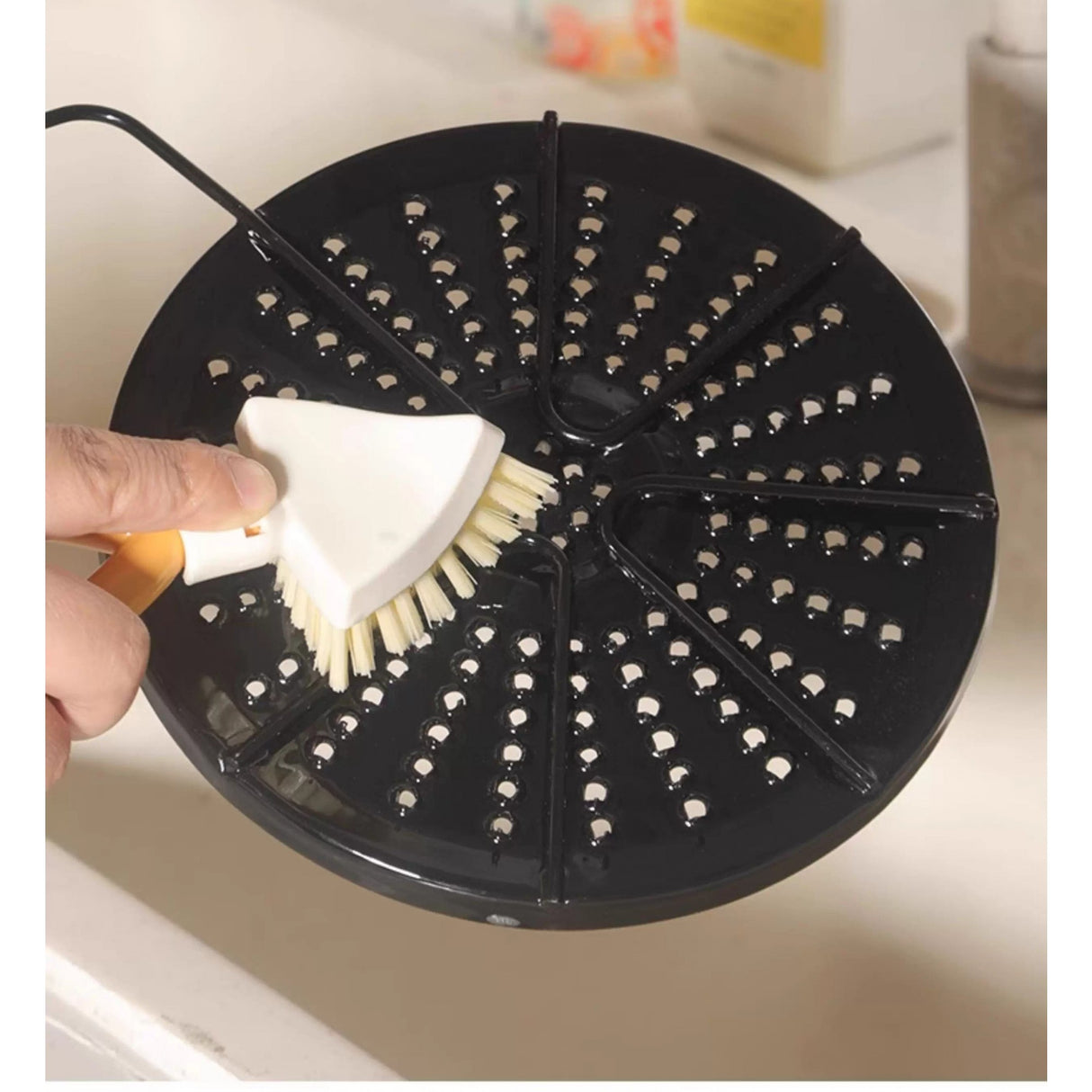 Perie Multifunctionala, Flippy, Pliabila, Triunghiulara, 15 x 3.5 x 5.8 cm, Portocaliu