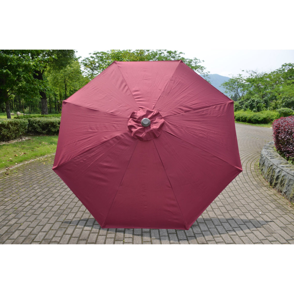 Umbrela rotunda de soare Vivimall pentru terasa, diametru 2.70 m, manivela, rosu - vivimall.ro