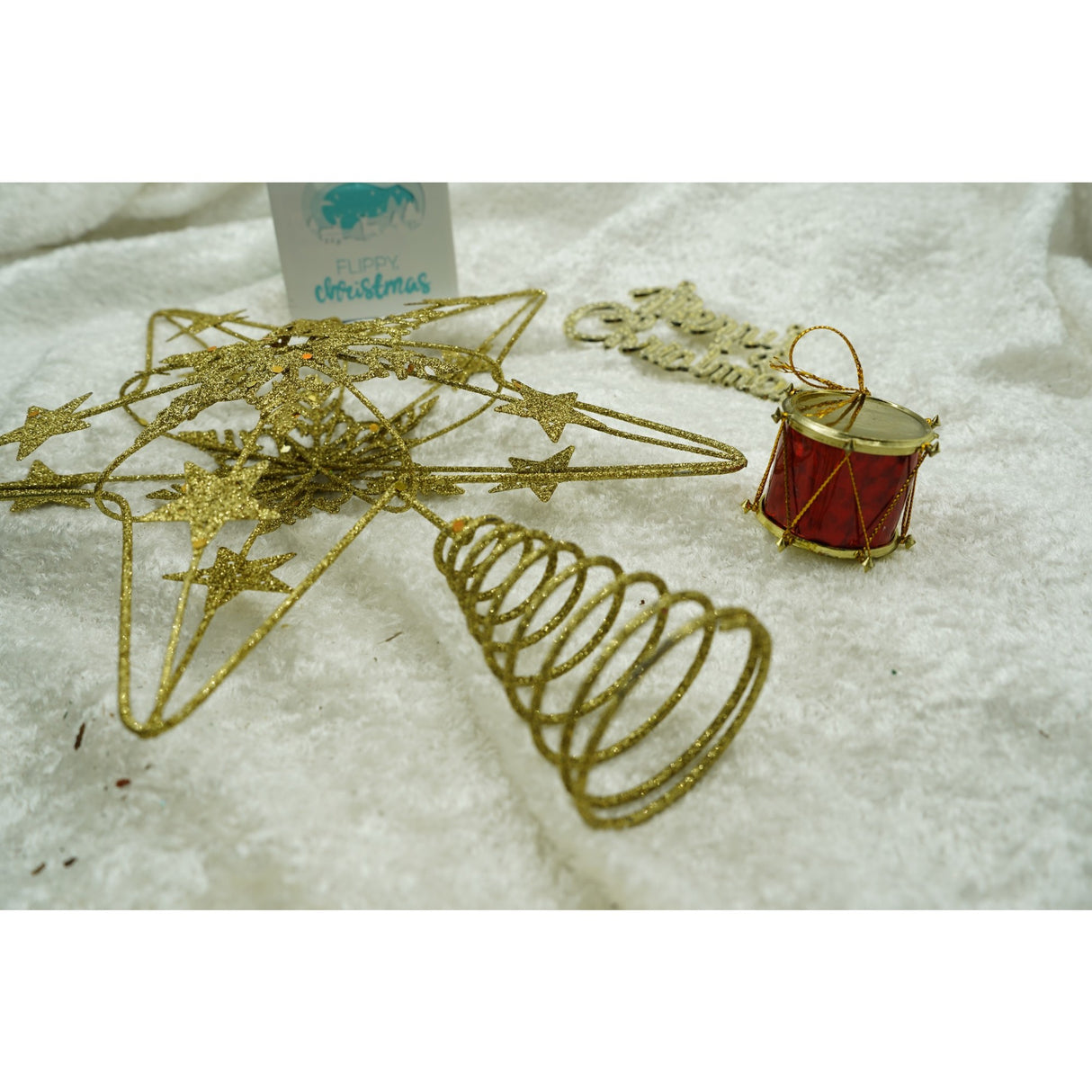 Varf decorativ de brad, Auriu, in forma de Stea, design de stele, din Plastic/Metal, 25 cm x 27 cm, Interior/Exterior, Vivimall - vivimall.ro