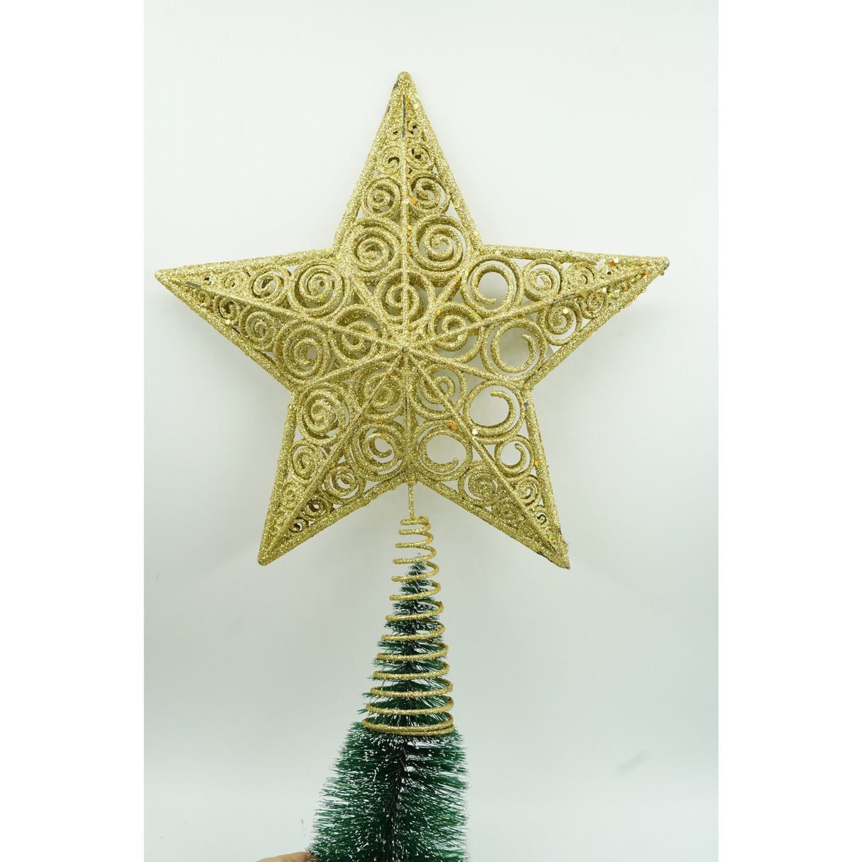 Varf decorativ de brad, Auriu, in forma de Stea, design spiralat, din Plastic/Metal, 29 cm x 38 cm, Interior/Exterior, Vivimall - vivimall.ro