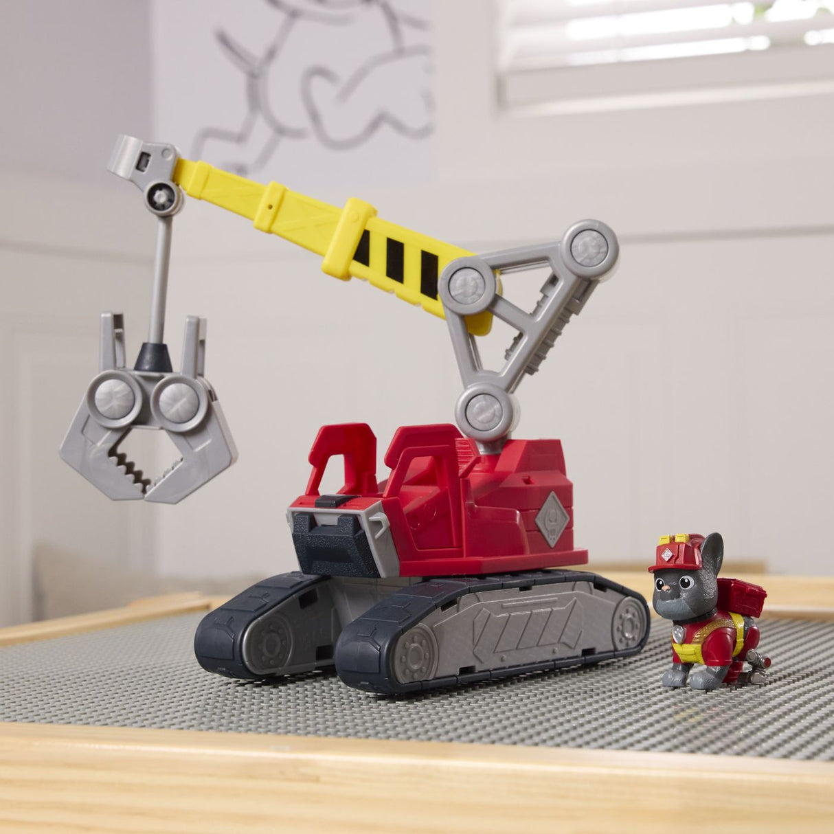 PATRULA CATELUSILOR RUBBLE SI ECHIPA SET VEHICUL EXCAVATOR SI FIGURINA CHARGER