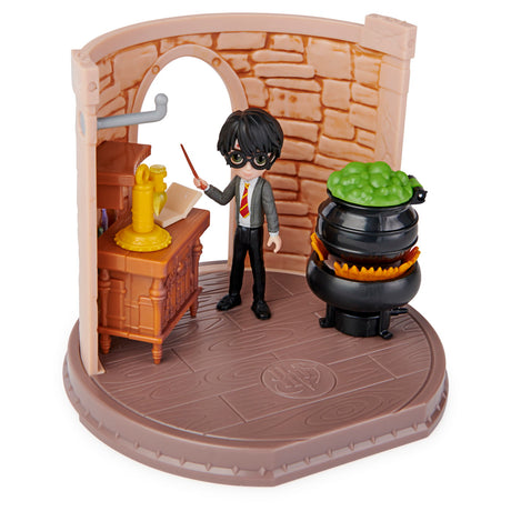 HARRY POTTER WIZARDING WORLD MAGICAL SALA DE CLASA MINIS POTIUNI HARRY POTTER