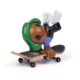 TECH DECH SK8 CREW PACHET PLACA SI FIGURINA 9.6CM CASTI VERZI