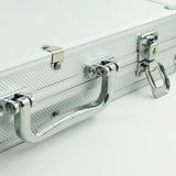 Set de Poker Complex cu 300 de jetoane Vivimall, Include 2 seturi de carti, 5 zaruri, Echipat cu servieta de aluminiu cu dimensiunile 39x7x27 cm - vivimall.ro