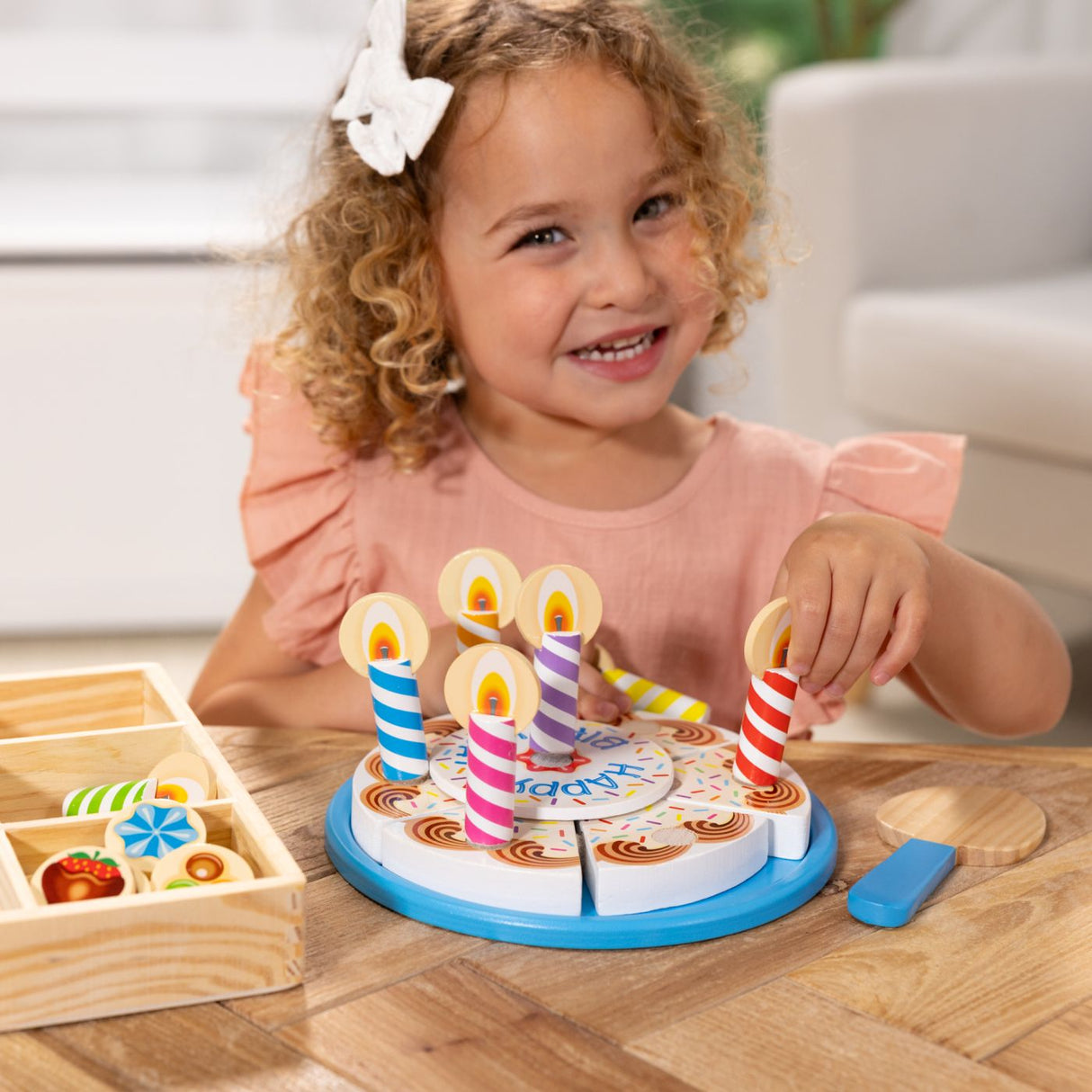 MELISSA AND DOUG SET DE JOACA DIN LEMN TORT ANIVERSAR
