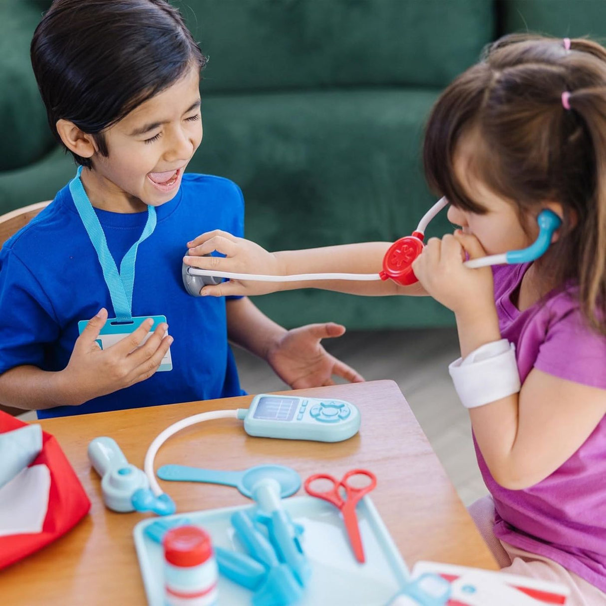 MELISSA AND DOUG SET DE JOACA DOCTOR