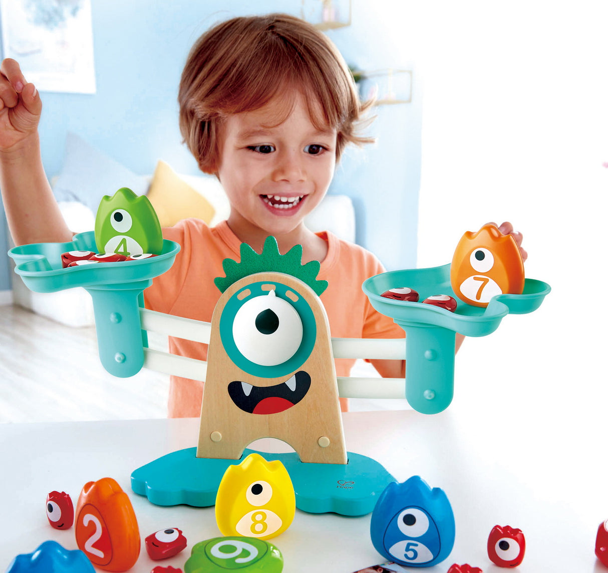 HAPE CANTAR MONSTRU