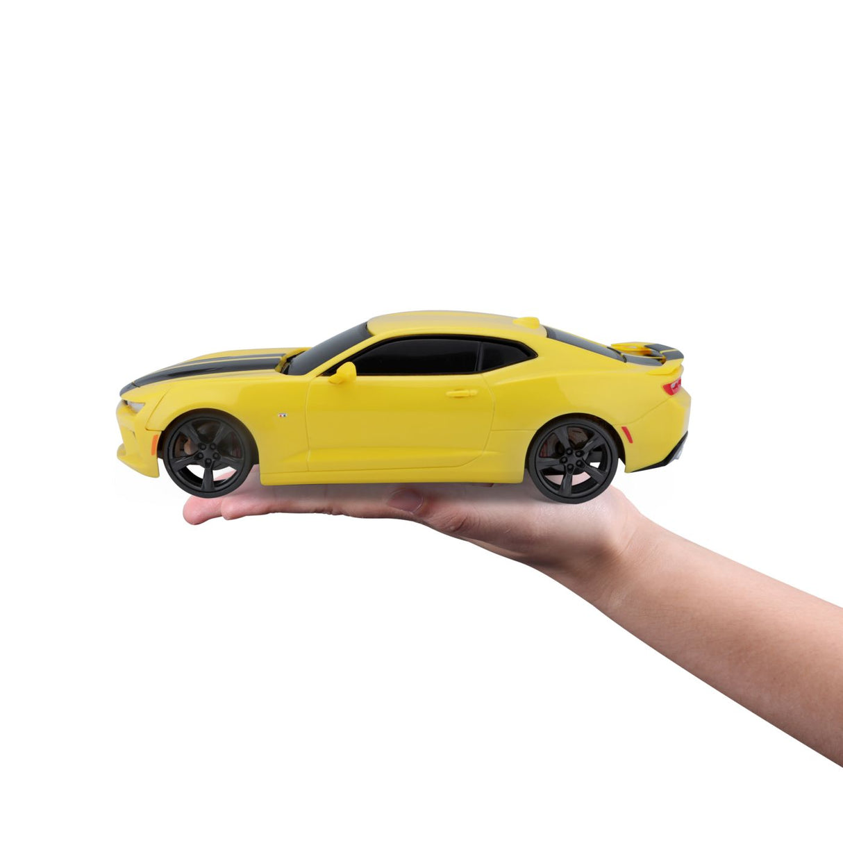 MAISTO MASINUTA CU TELECOMANDA 2.4GHz CHEVROLET CAMARO SS 2016 SCARA 1 LA 24