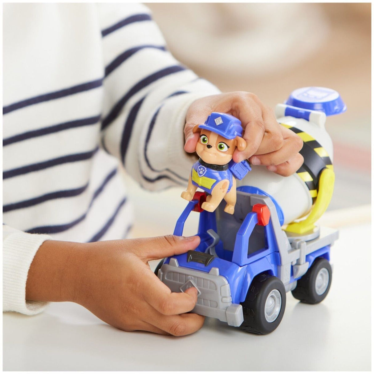 PATRULA CATELUSILOR RUBBLE SI ECHIPA VEHICULE DE BAZA MIXING